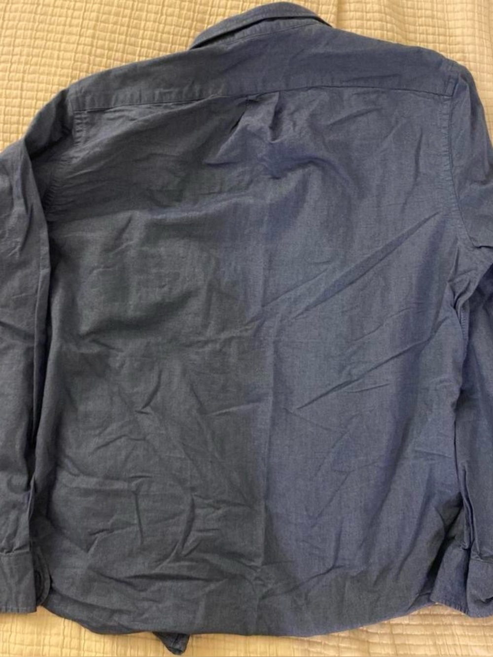 Button up - Picture 3 of 4